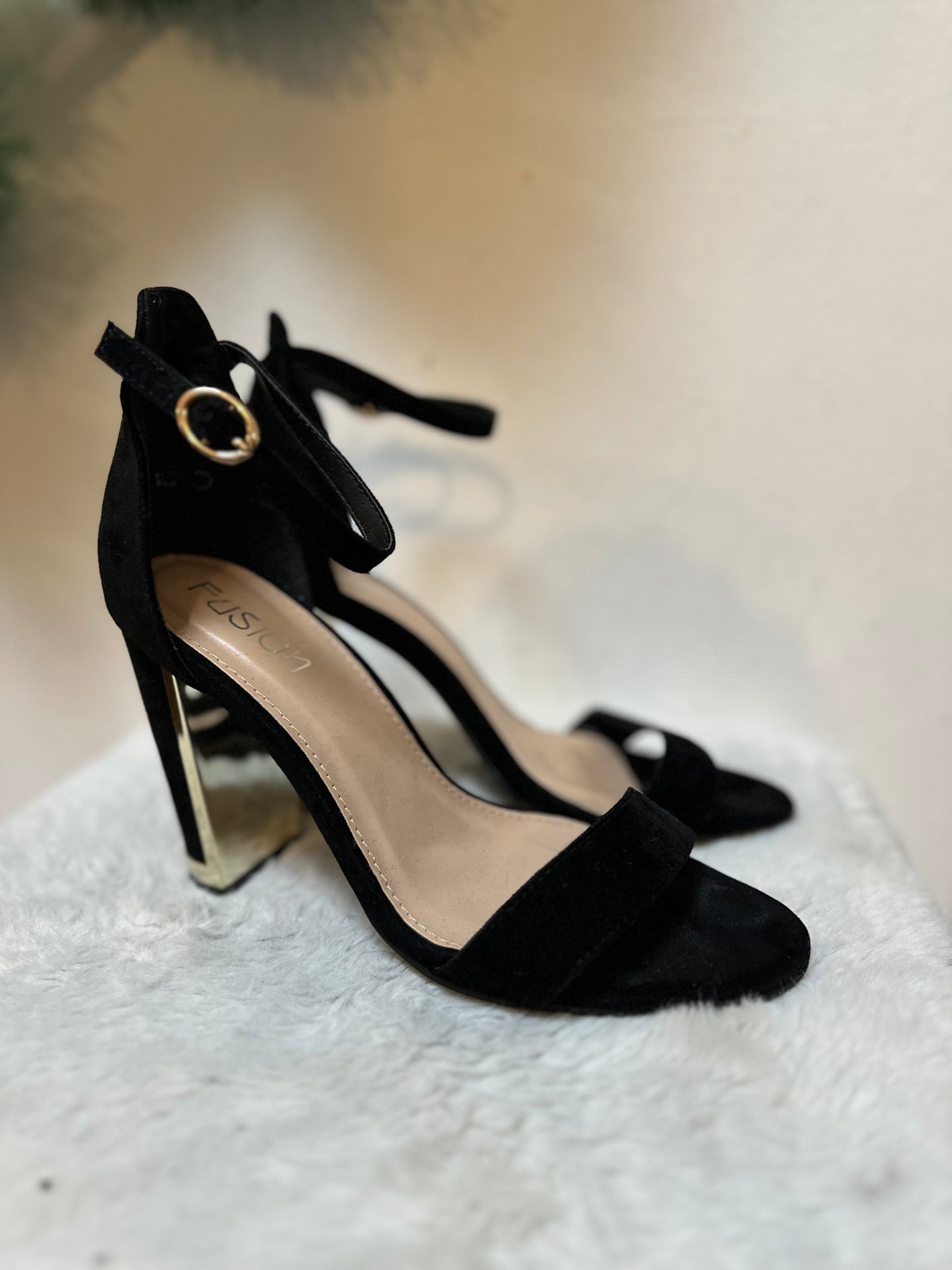 Fusion Black & Gold Detail Heels, Size 5