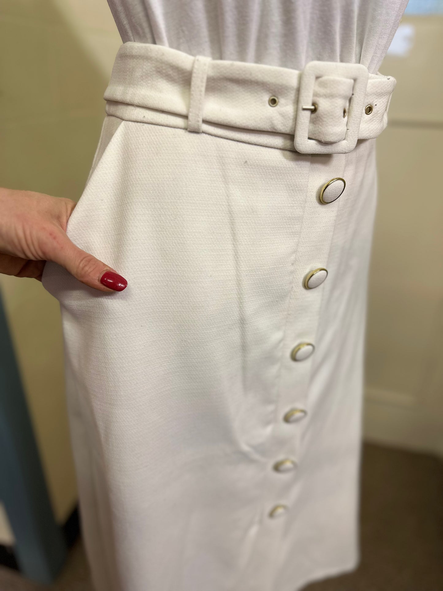 Closet Belted Skirt with Pockets, Size 14