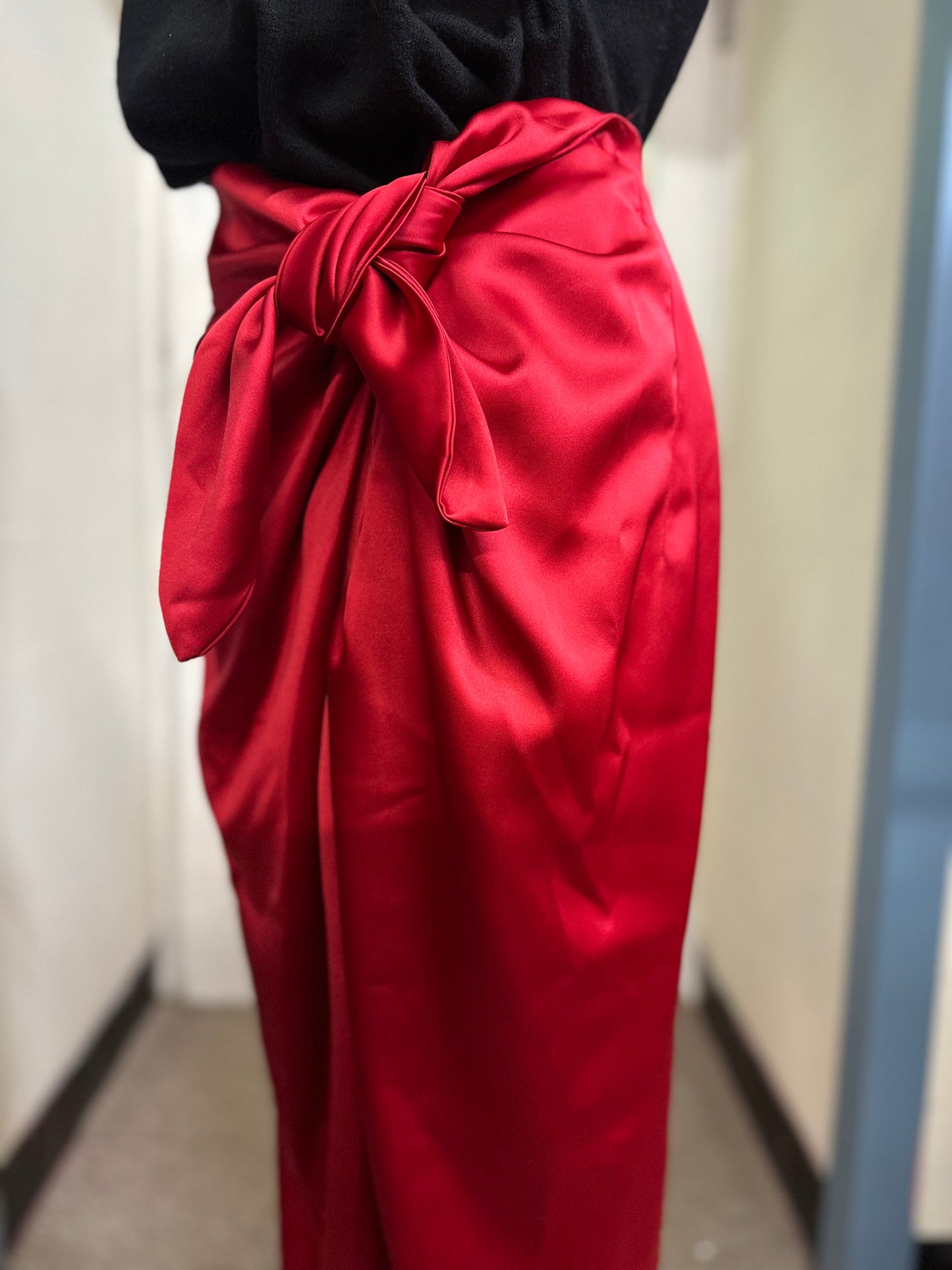 Dunnes Red Satin Skirt Size 16