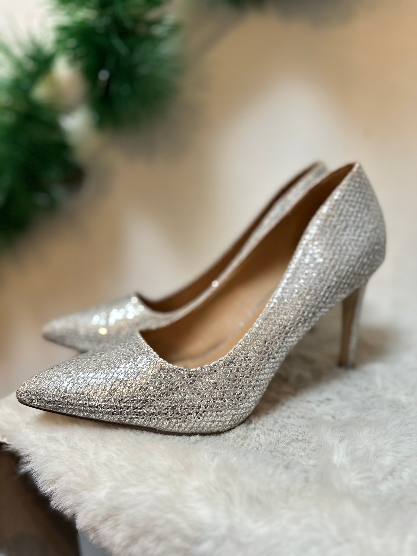 M&Co Silver Heels, Size 7 (41)