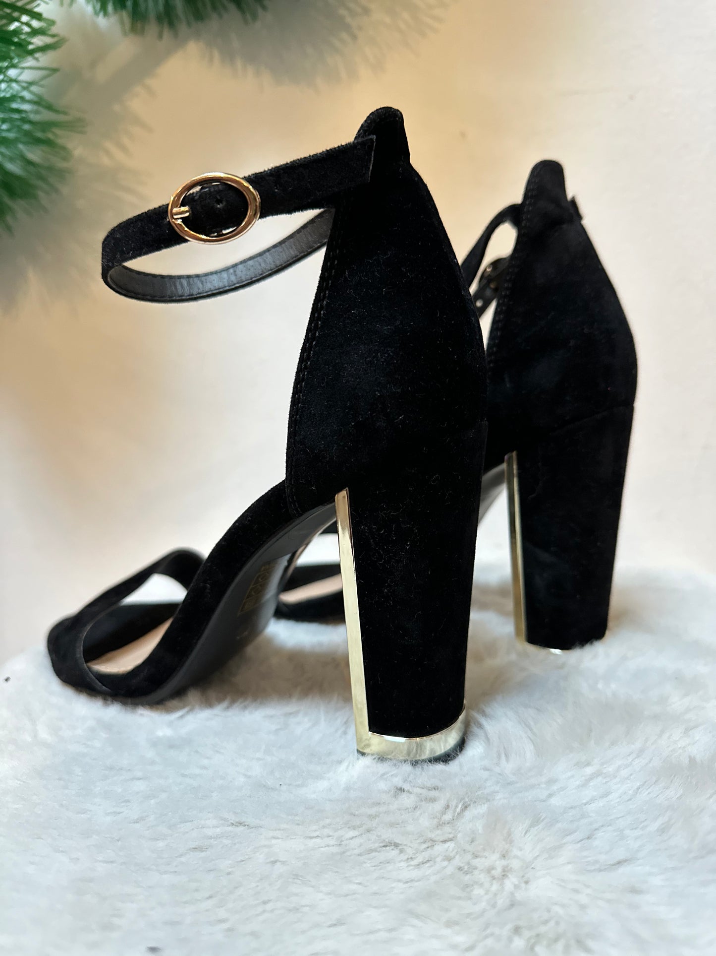 Fusion Black & Gold Detail Heels, Size 5