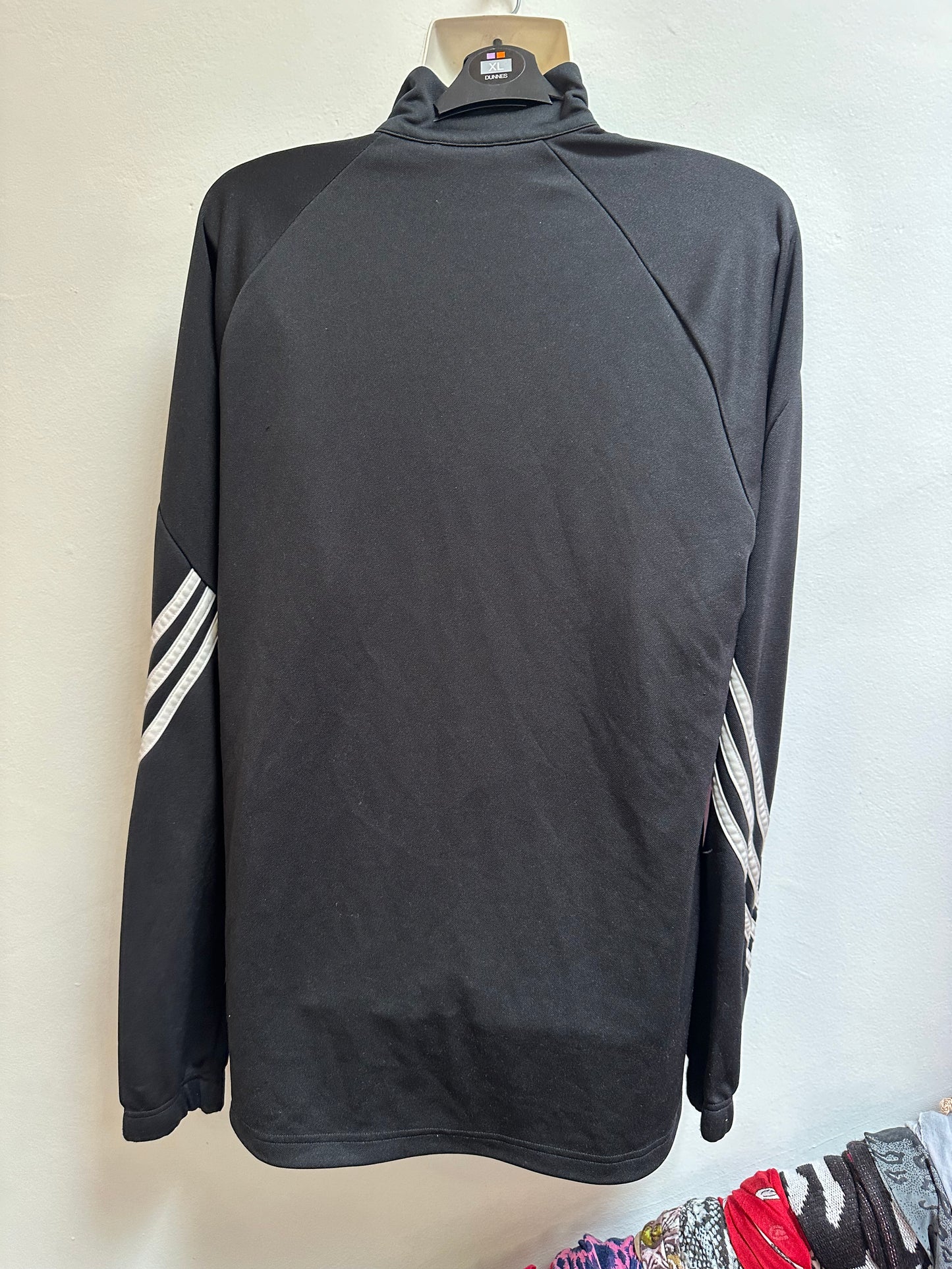 Adidas Black full Zip, Mens Size M, One Pulled Thread