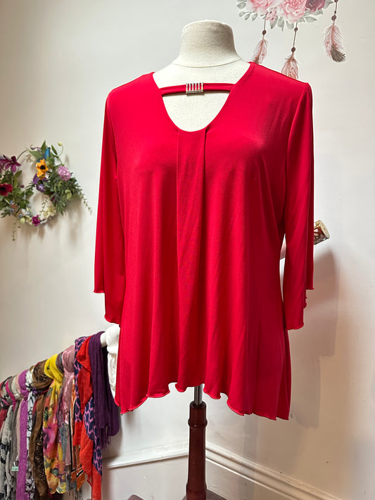 Annabelle Red Top Size 20