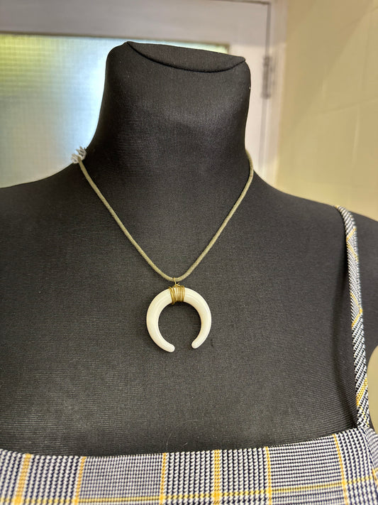 Unusual Necklace (plastic)