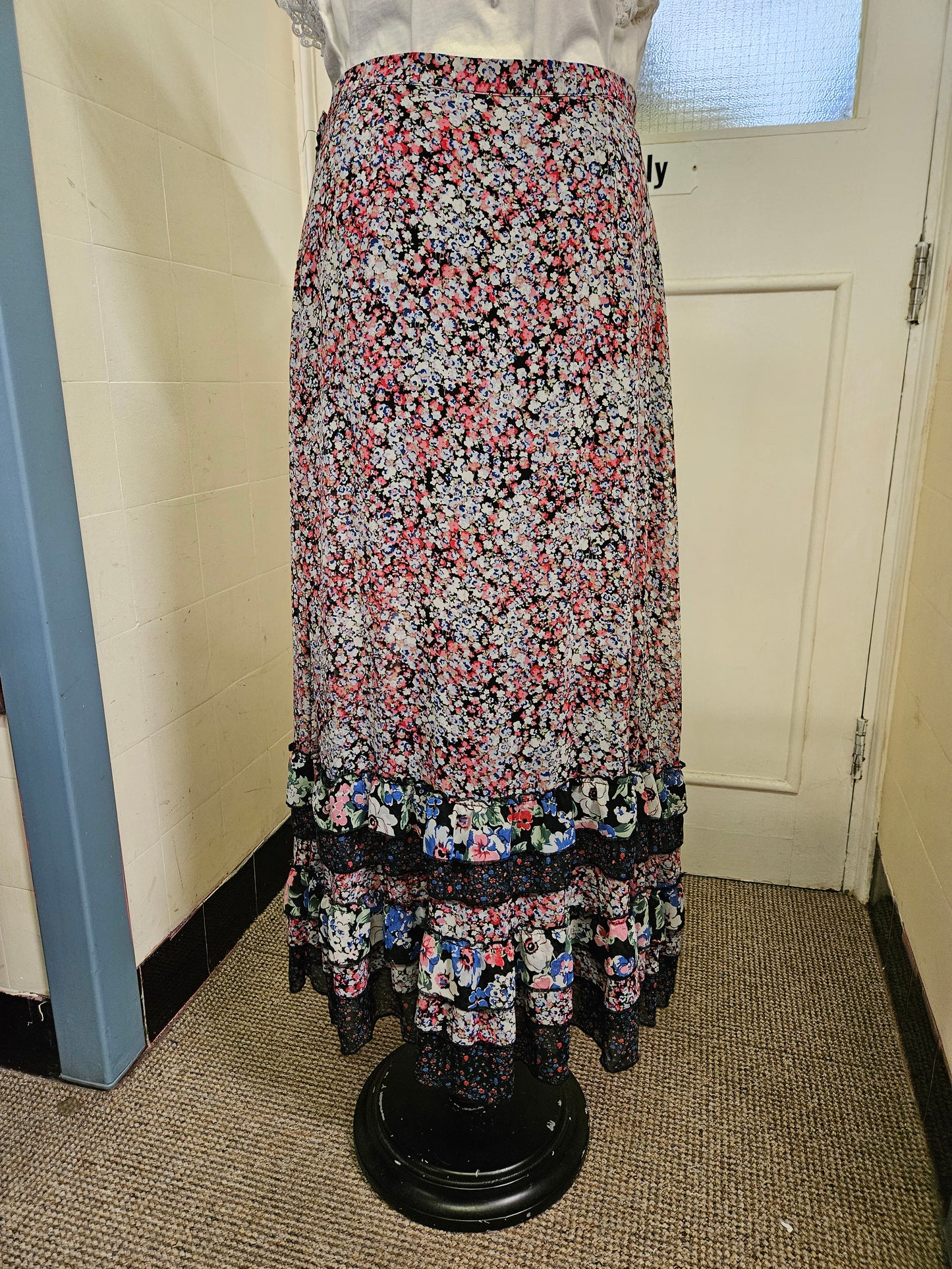 M&S flower print skirt, size 10